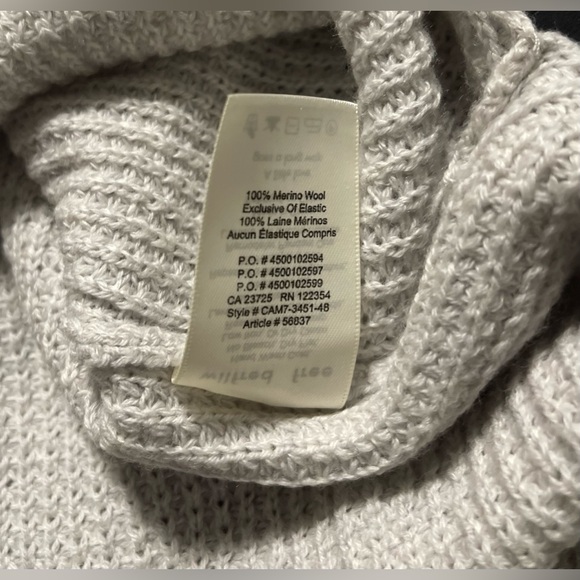 Wilfred Free Waffled Knit Sweater, Off White, Medium - Picture 5 of 5